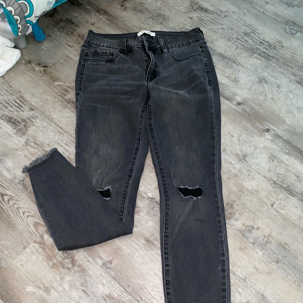 Mid Rise Charlotte Russe Jeans
